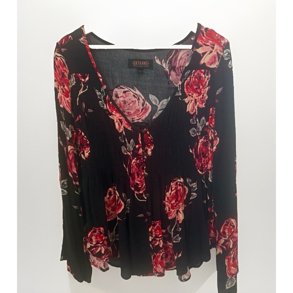 Shyanne Western Wear Soft Flowy Floral Blouse Small Country Cottage Cowgirl Blue